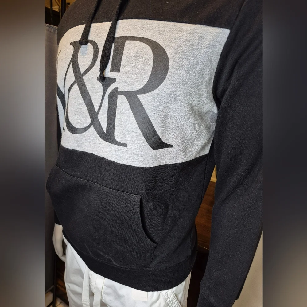 Young & Reckless Black and Gray Sweatshirt Hoodie - Picture 4 of 11